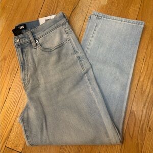 DKNY Light Wash Denim Jeans - 28